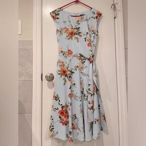 Tahari Blue Floral Dress Never Worn Size 6